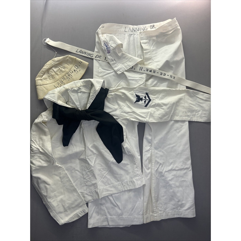 1950s US Navy Dress White Uniform 5-Pc Named Aviation Machinist's Mate Korea